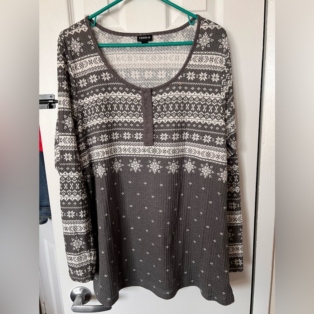 long sleeve lounge shirt
